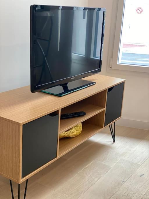 Brand New 1 Bedroom Flat With Parking- 5 Min Paris Pte De Versailles Issy-les-Moulineaux Eksteriør bilde